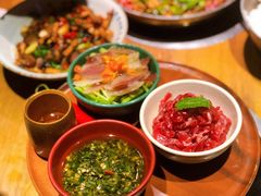 -吃饭皇帝大土家民族菜(正大广场店)