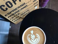 燕麦澳白-HANA COFFEE(长寿路店)