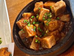 明月香芋-新天明砂锅鱼头煲