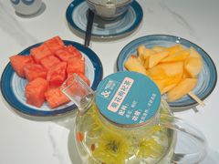 餐前水果-相遇·鲜炒黄牛肉(丹阳吾悦广场店)