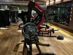 -银吉姆健身(恒隆馆)