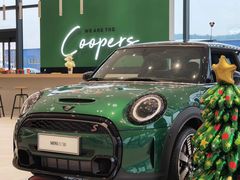 -南充通源宝马4S店(高坪店)