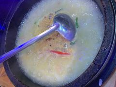 -钳小柒·小龙虾蓝龙王烧烤夜宵(长寿路店)