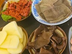 -重庆川渝肥妹火锅