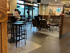 大堂-星巴克(无锡百联奥特莱斯店)