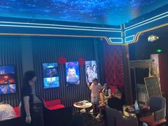 -屋有岛沉浸游戏旗舰店(中山公园店)