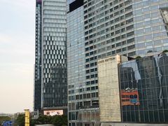 -陆家嘴空中步行连廊