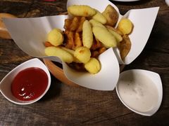 -HIGH FIVE哈福手工汉堡(桂林路店)