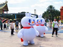 -七彩云南欢乐世界