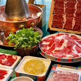 终于在上海找到正宗的铜锅‼️