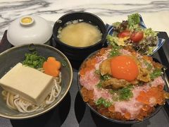-家贺屋刺身寿司专门店