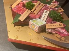 -铭牛烧肉·和牛海鲜自助(高新月牙湖店)