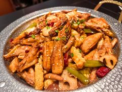 -多嘴超级肉蟹煲(中街恒隆故宫店)
