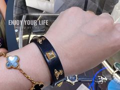 -Vivienne Westwood(上海来福士广场店)