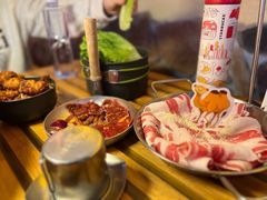 -叽叽扎扎烤肉场(生态城万达店)