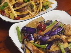 -苗湘食府(十年店)