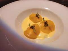 北海道海胆意大利烩饭-wann lounge 低温慢煮牛排·清吧
