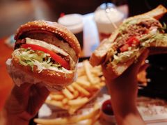 -The Habit Burger Grill 哈比特汉堡(复兴soho店)