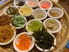 -包整·丝娃娃(一览甲秀楼风景店)