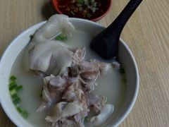 -雷祖芳老妈蹄花店