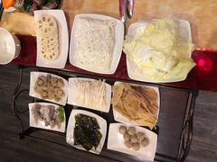 -家乡重庆火锅店
