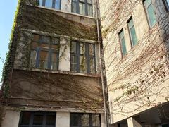 -成都东郊记忆理工大学轻居酒店