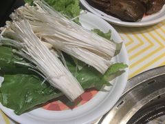 -钱小奴创意自助餐厅·原切谷饲安格斯畅吃(绍兴新昌万达店)