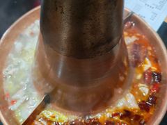 -果松木炭酸菜铜火锅·外婆参鸡汤