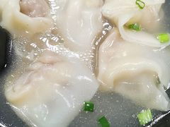 虾仁鲜肉馄饨-食惠里小笼包面馆(越秀店)