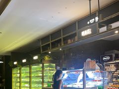 -半岛翡丽海鲜自助餐厅(观风亭店)