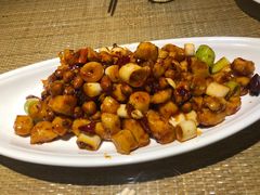 宫保鸡丁-渝信川菜 · 川味家常菜(长安店)