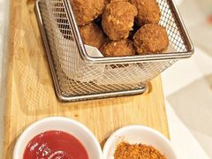 -鑫巴蜀小镇 · 水煮鱼专研店(玉桥店)