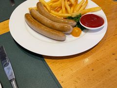-兰特伯爵西餐厅·啤酒屋(方庄店)