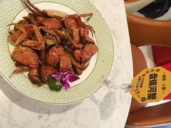 -嗨辣小聚·盘锦河蟹·海鲜烧烤龙虾(盘锦十年好店)