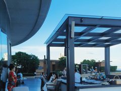 -瑰丽酒店·海吧·天际下午茶·现场DJ·天台酒吧