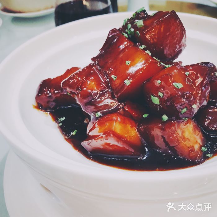 HOMES上海本帮菜(襄阳公园店)特色红烧肉图片