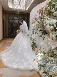 -艾米丽婚纱礼服