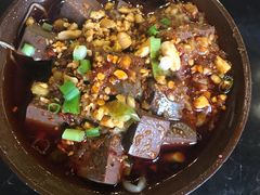 -巴四老城区炭火蛙锅(张江店)