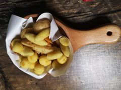 -HIGH FIVE哈福手工汉堡(桂林路店)