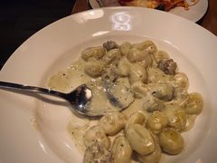 土豆面配香肠蓝乳酪酱-La Tavernetta(Bar à Vin)(乌鲁木齐路店)