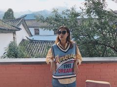 -喵屿·大理花园猫咖