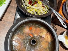 云海肴汽锅鸡-云海肴云南菜(浦江欢乐颂店)