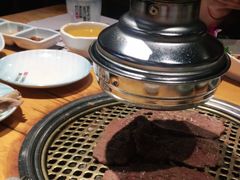 -唯成•韩国炭火烤肉 유성고기