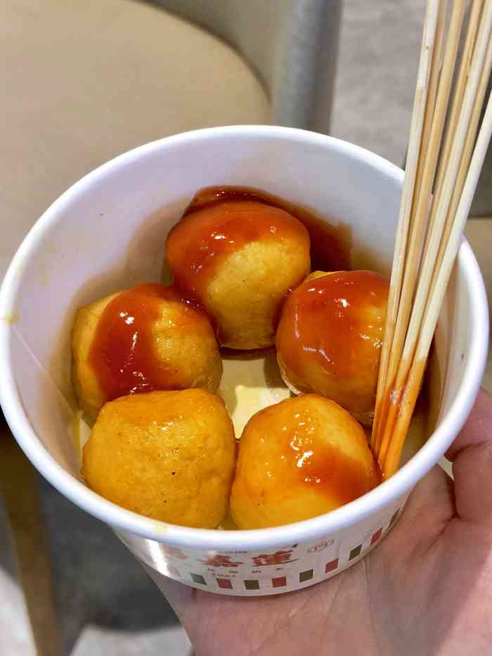 澳门玛嘉莲(航洋国际广场店)-"[薄荷]环境:航洋外边的一排奶茶店太多.