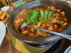 -都江堰石锅鱼