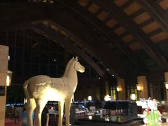 -三亚湾海居铂尔曼度假酒店