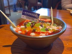 -东巴婆婆云南鱼豆花火锅(大东门店)