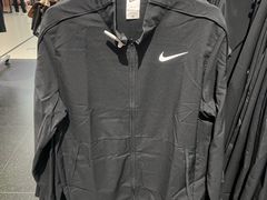 -NIKE 换季优惠店(上海青浦奥特莱斯)