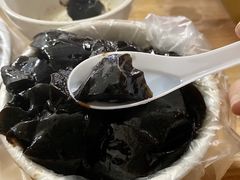 仙草-共和老洪豆花草粿水粿