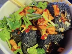 -黑色经典臭豆腐·湖南特产(坡子街店)